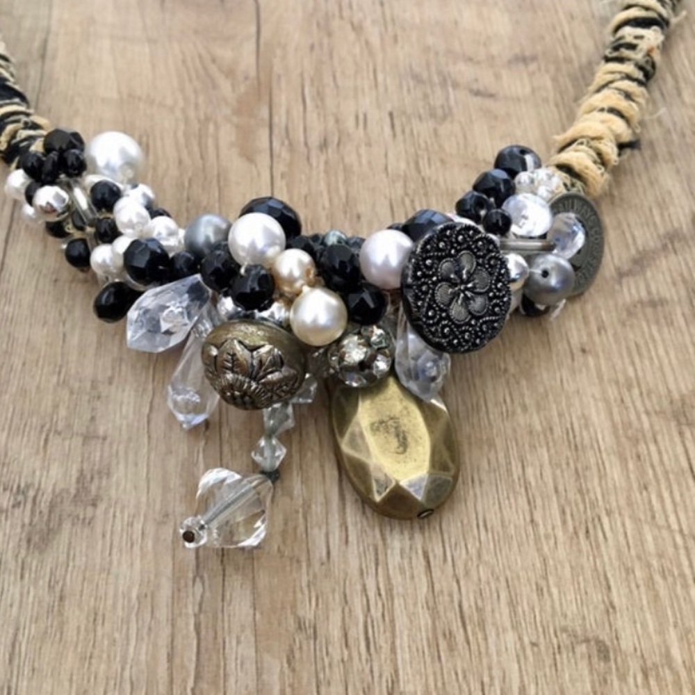 Handmade Vintage Buttons and Baubles Necklace - Picture 4 of 9